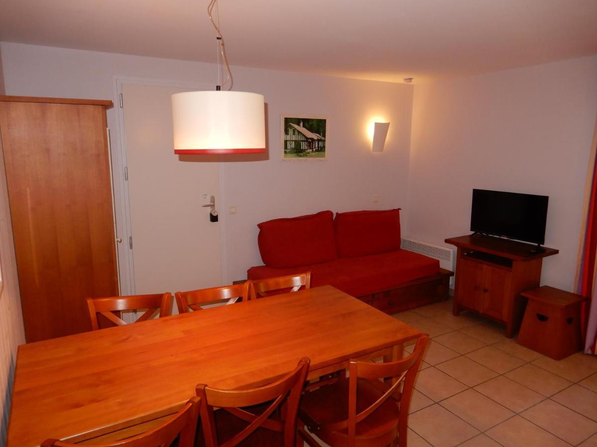 Appartement Au Domaine Du Golf Dans Residence De Vacance Мольез-е-Маа Экстерьер фото